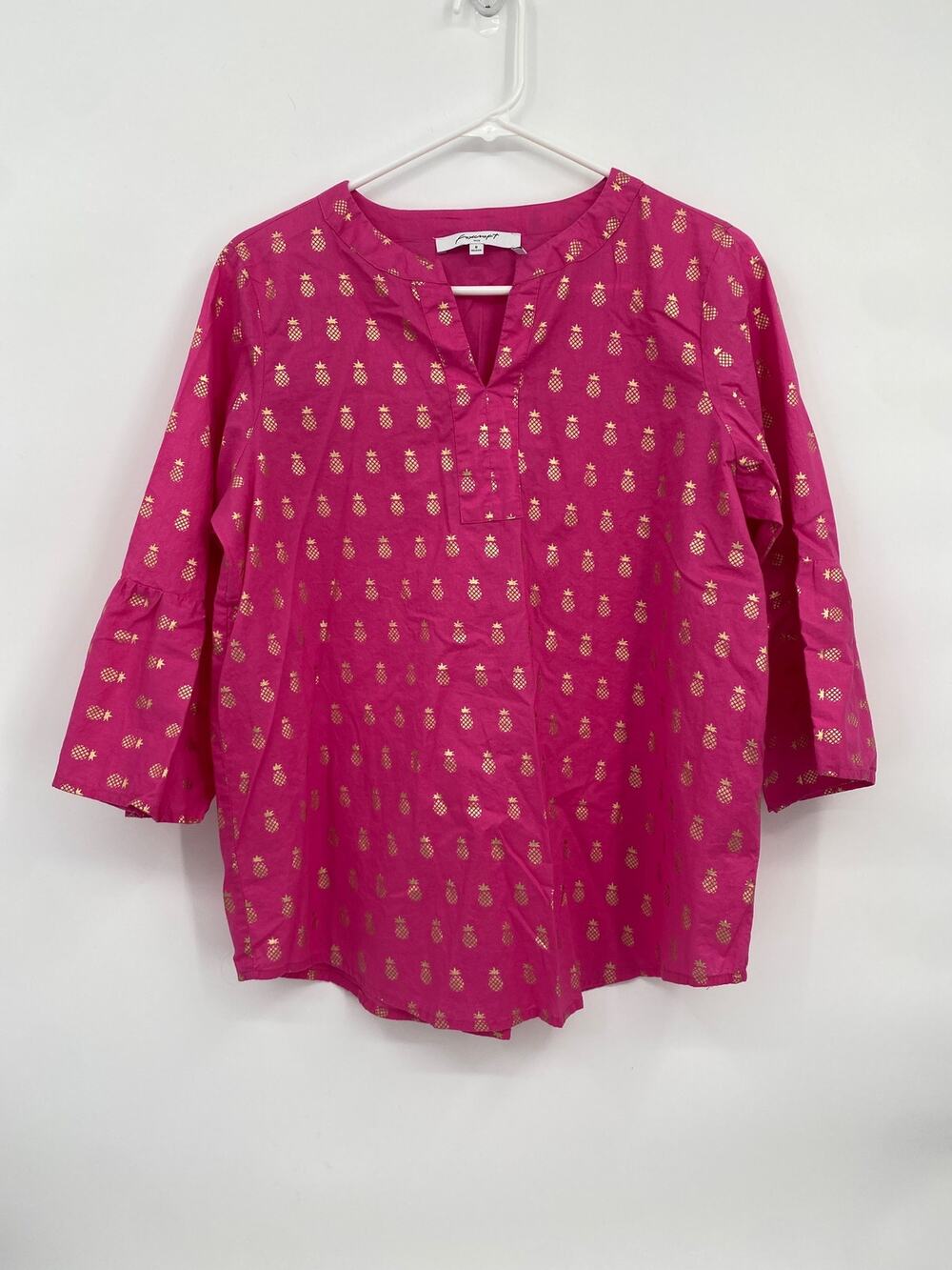 Foxcroft Pink Reagan Cotton Foil Gold Pineapples Top Relaxed 8